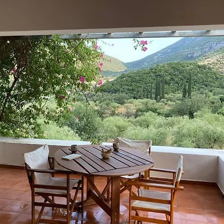 Amadeus Secluded Oasis Hosting Up To 12 *